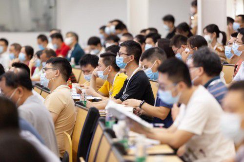 碰撞智造思維，直擊2022富士康SIP汽車電子技術(shù)交流大會(huì) 技術(shù)服務(wù)新范式